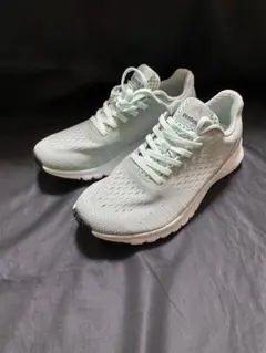 美品　リーボック　シューズ