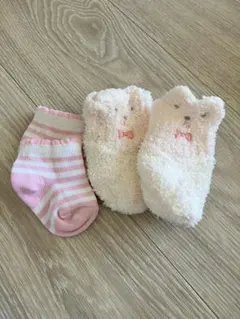 新生児ピンクソックス2点