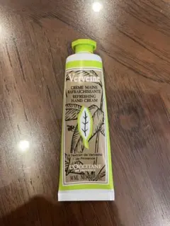 Item thumbnail for item cc55be96-e945-4149-917f-19bc5fcd5c72