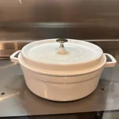 新品未使用】staub ストウブ ココットラウンド 24cm リネン - メルカリ