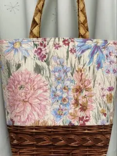 花柄のバスケットトートバッグハンドメイド