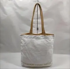 FONDATION LOUIS VUITTON トートバッグのサムネイル