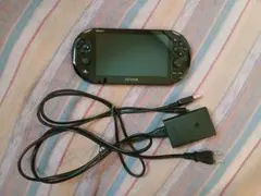 PS Vita(PCH-2000) 本体/充電ケーブル付き