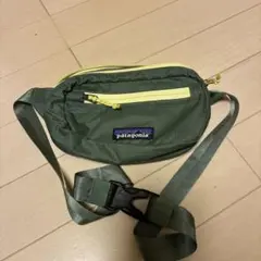 patagonia ボディバッグ オリーブグリーン