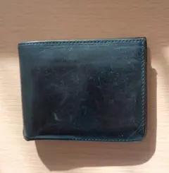 黒レザー二つ折り財布　本革　used