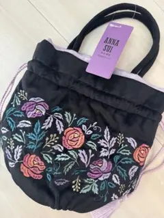 本日限りお値下げ。ANNA SUI ポーチバッグ ブラック