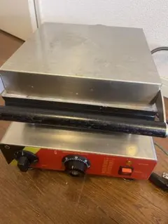 Item thumbnail for item 24efe031-37cc-460b-907a-91b30c05236b