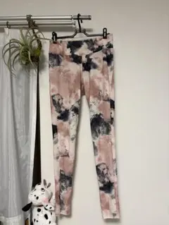 Item thumbnail for item 297a1e4c-364e-4e1f-b608-fb58ab24c50b