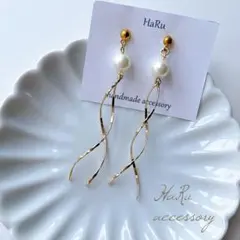 Item thumbnail for item 9bc18f2f-9110-4741-86a5-75bac0f21994