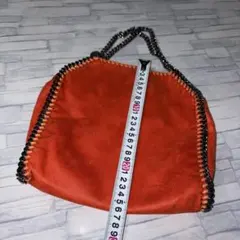 オレンジ スエード チェーンストラップ バッグ　ショルダーバッグ