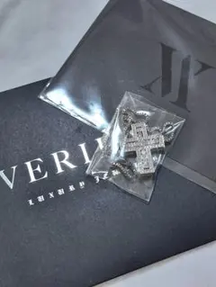 極美品〕VERIELA クロム風 ネックレス - メルカリ