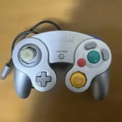ゲームキューブ コントローラー