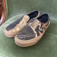 Item thumbnail for item 523abe2f-7b78-4cee-89b4-395003b2a9ac