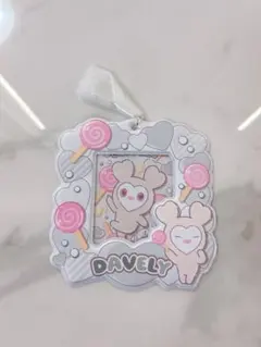 DAVELY TWICE キーホルダー