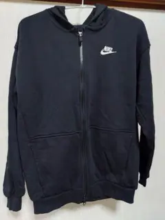 NIKE ブラック フルジップパーカー 145サイズ