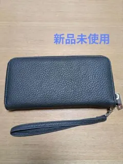 ジッパー式長財布