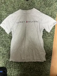 TOMMY HILFIGER グレー Tシャツ L/G