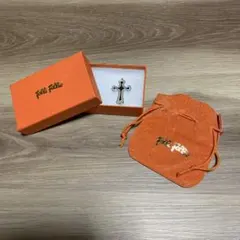 folli folli フォリフォリのクロスペンダントトップ　箱と袋付き