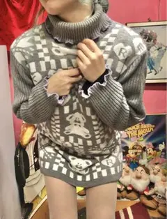 634. ふりふり メロー加工 くまちゃんラブリーリブニット 【古着】のサムネイル