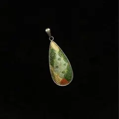 233遺品整理品　ペンダントトップ　七宝焼？　シルバー？　銀？　プラチナ？