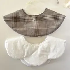 ハンドメイドベビースタイ　360度花形スタイ　刺繍