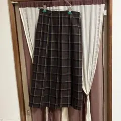 チェック柄ロングスカート