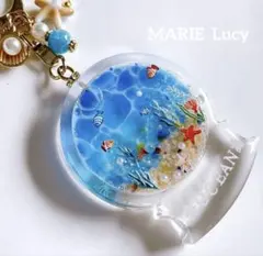 カクレクマノミのスノードームシェイカー　シャカシャカキーホルダー