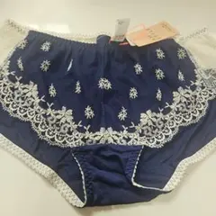 アモスタイル トリンプ アクアロータス ショーツ