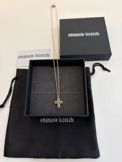 美品 エマヌエーレビコッキ 透かしクロス ネックレス ゴールド 925 箱付のサムネイル
