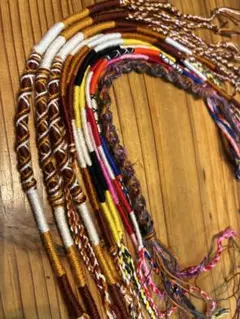 ミサンガ/カラフル編込ブレスレットセット12本 D554