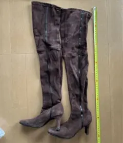 レア フェラガモ　ローグブーツ　4C