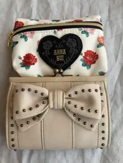 ANNA SUI フレームアーツ 長財布 本革 ホワイト ラメ エンボス レース 