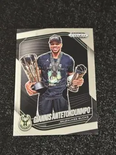 Giannis Antetokounmpo PRIZM BLACK NBAカード