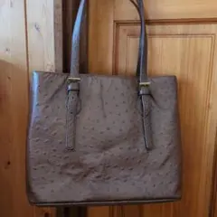 ブラウンレザーエンボス加工トートバッグ