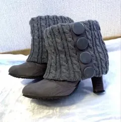 《3/6まで値下げ実施中》グレー　スエード　ニットブーツ　ヒール7.5cm M