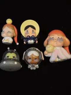 POP MART CRYBABY シリーズ　5点セット