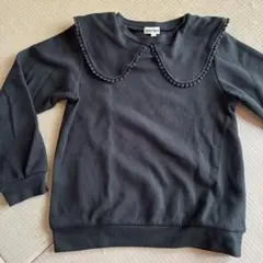 黒い長袖トレーナー 大きな襟付き