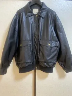 黒 レザージャケット ボックスシルエット