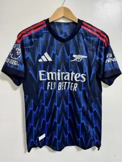 アーセナル サッカー　アウェイ　ユニフォーム