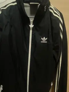 adidasジャンバー