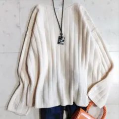 美品♪ プラステ PLST カシミヤ 羊毛 ニット ホワイト系