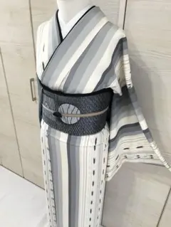 新品 涼やかな藍が大人の夏を彩る板締め雪花絞り 浴衣 藍染◇おまかせ
