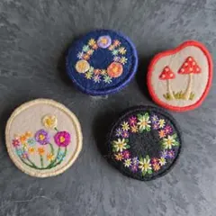 作家さん　刺繍デザインのハンドメイドブローチセット
