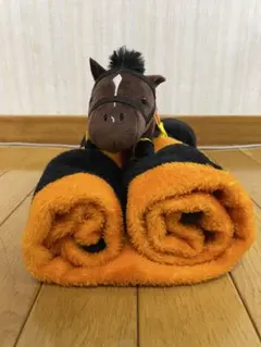 新品タグ付き〉くたっとGIGAサラブレッド 黒い馬 ぬいぐるみ プライズ