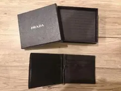 PRADA 二つ折り財布 ブラックのサムネイル