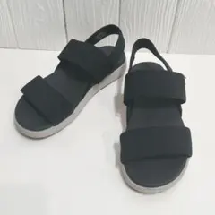 KEEN キーン エル バックストラップ サンダル ブラック 23.5cmのサムネイル