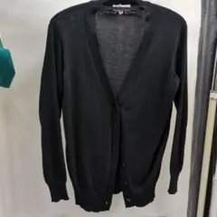 黒 カーディガン