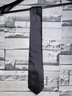 シルバー ネクタイ