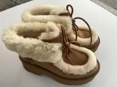 スリッポン UGG WBEAMARYJANE アグメアリー ジェーン 25センチ - メルカリ