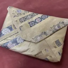 Item thumbnail for item cbc088e5-837e-4748-81ea-abf1038ea0dc